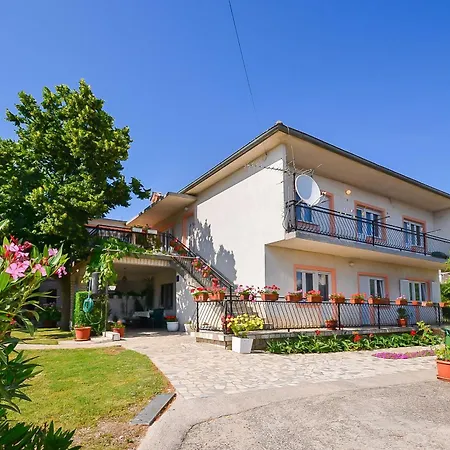 Apartment Zorka